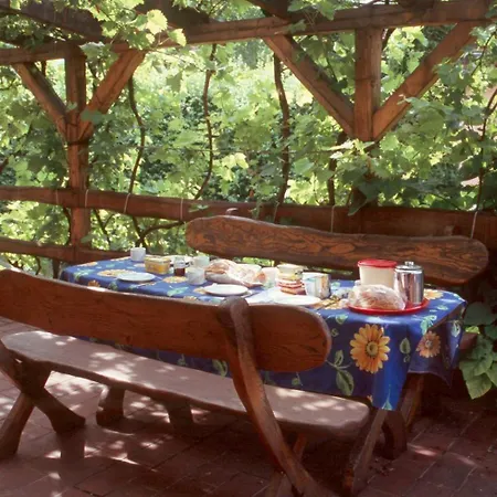 Guest house Andras Nadfedeles Vendeghaz